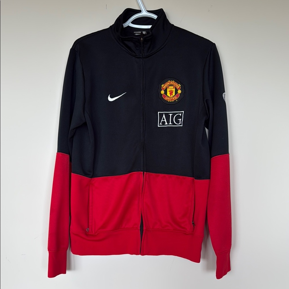 Nike Manchester United Black and Red Jacket